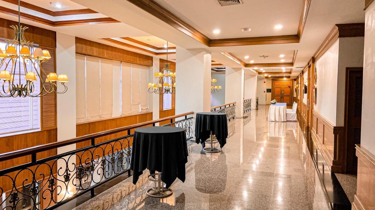 K Park Grand Hotel Sha Plus Certified Surat Thani Exterior foto