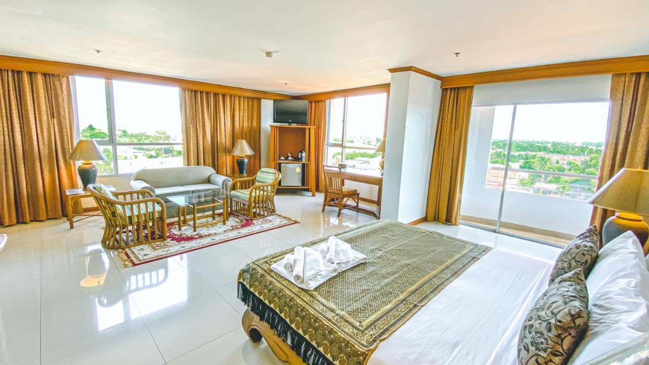 K Park Grand Hotel Sha Plus Certified Surat Thani Exterior foto